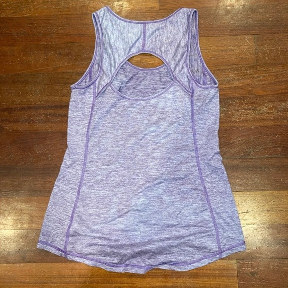 Old Navy Workout Tank top Medium - Picture 3 of 3